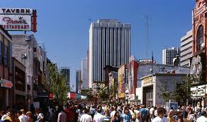 yonge st pedestrians